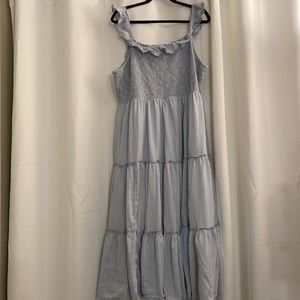 Old Navy XXL light blue and white smocked ruffle sleeve dress